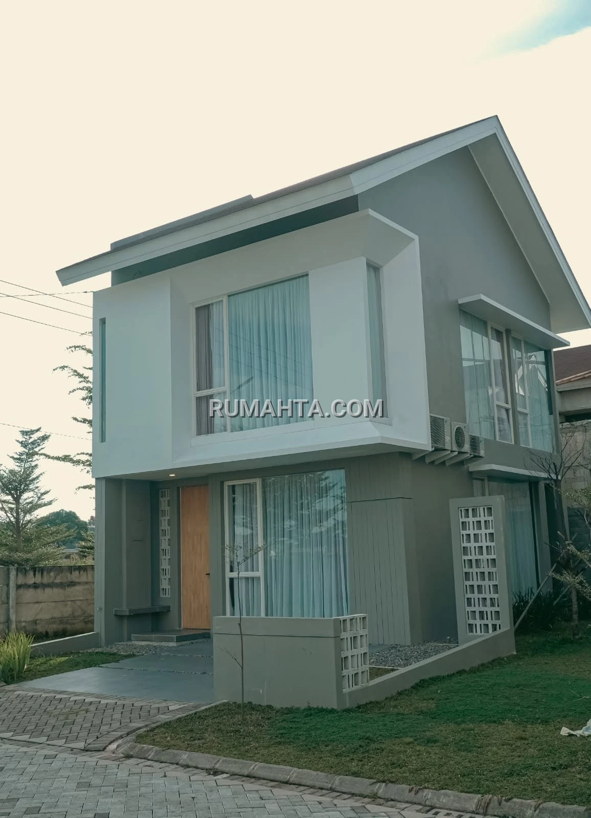 Rumah di Bukit Baruga Antang Makassar Fasilitas Lengkap dan Siap Huni