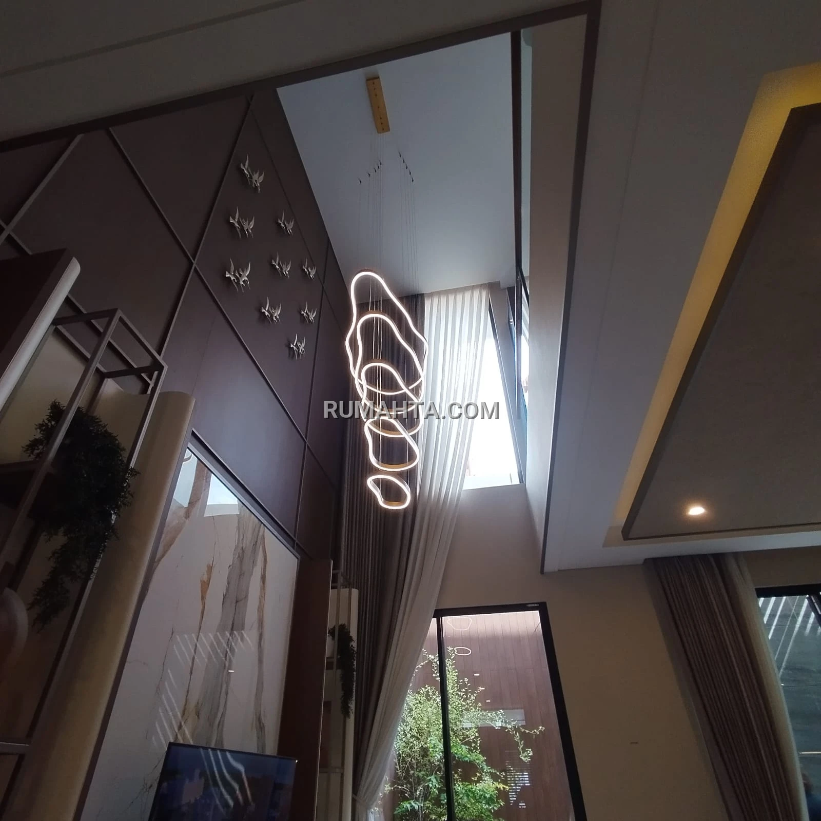 Dijual Rumah Makassar Siap Huni lokasi Strategis dekat Mall dan Pusat Komersil type The Morizen Summarecon Makassar