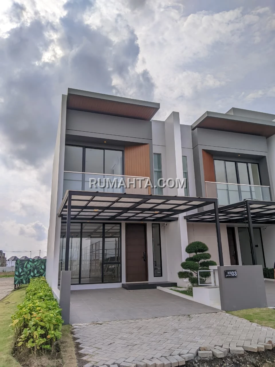 Rumah Posisi Sudut di Perintis Tamalanrea Dekat Dari Btp, Kampus Unhas & Rs Wahidin + Free PPN