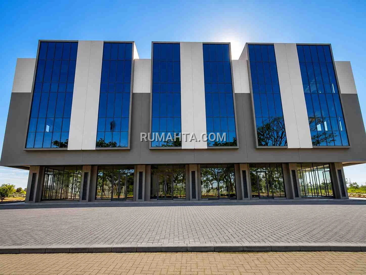 Jual Ruko Strategis 3 Lantai di Summarecon Mutiara Makassar Siap Usaha