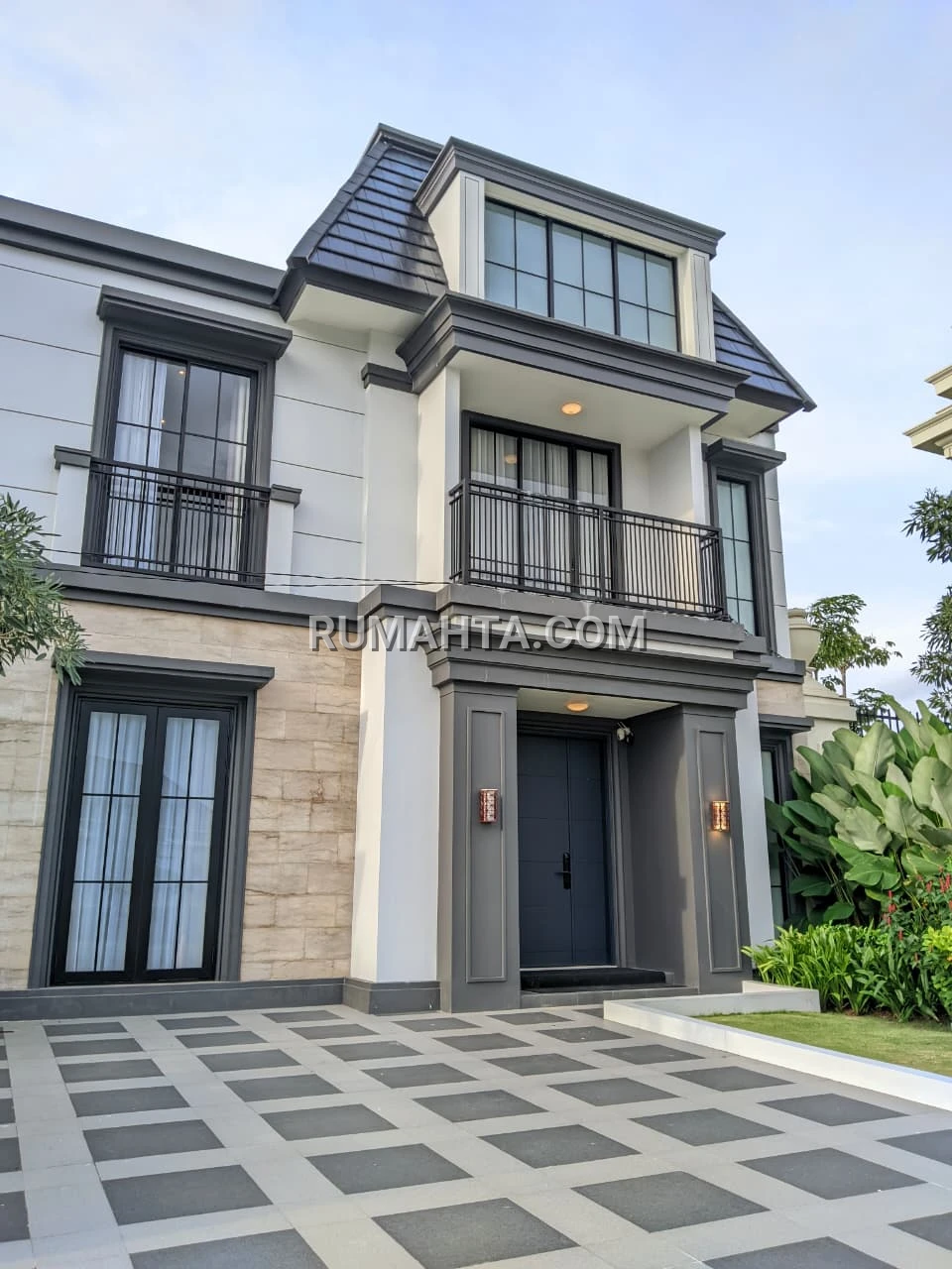 Elysian Park Rumah Mewah Dekat Btp & Kampus Unhas Tamlanrea
