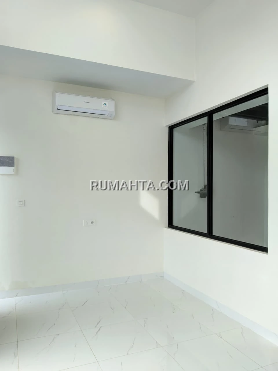 Rumah Dekat Gerbang Btp, Kampus Unhas & Jalan Tol - Promo Free PPN