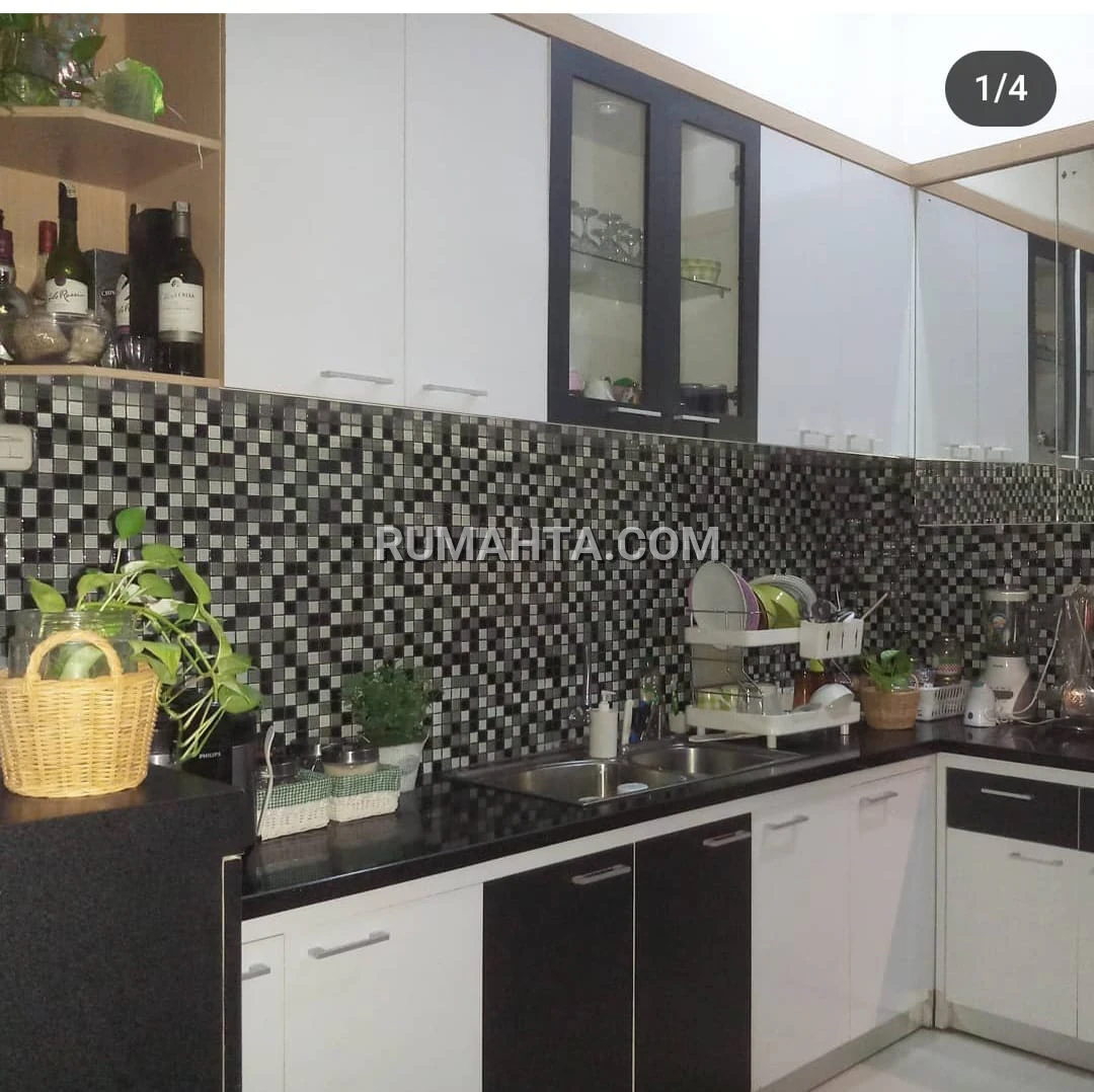 Rumah mewah lengkap perabot di tanjung bunga makassar