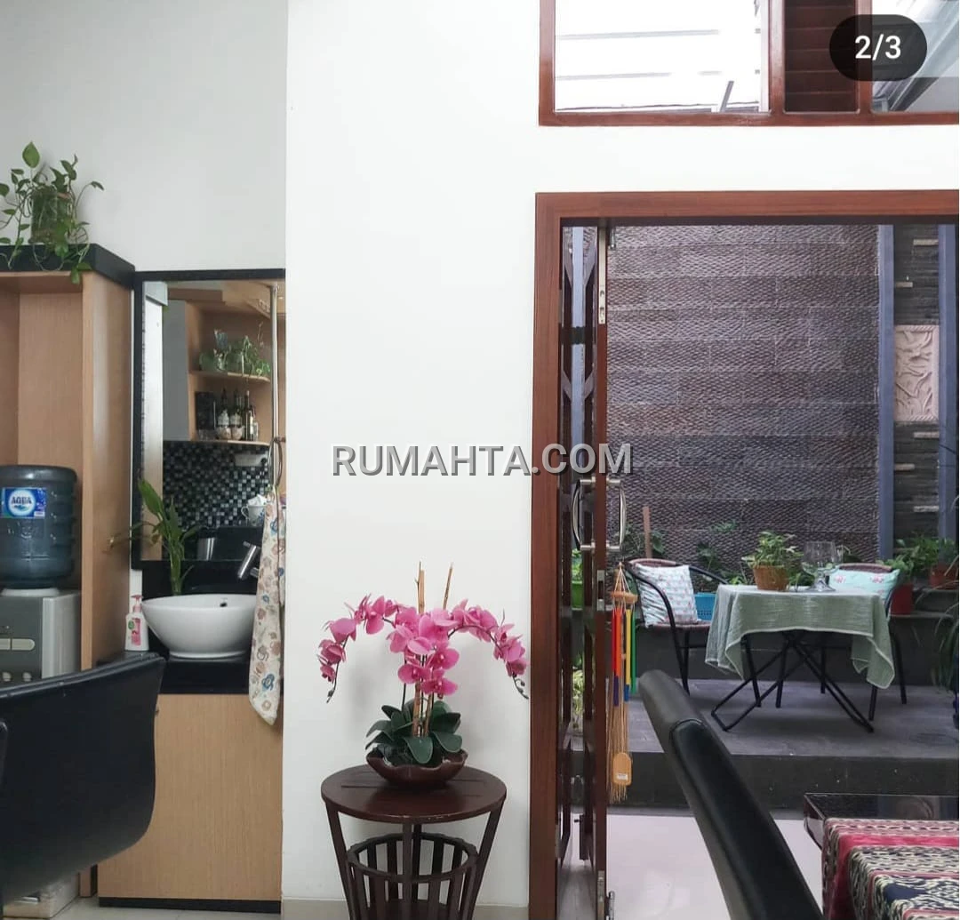 Rumah mewah lengkap perabot di tanjung bunga makassar