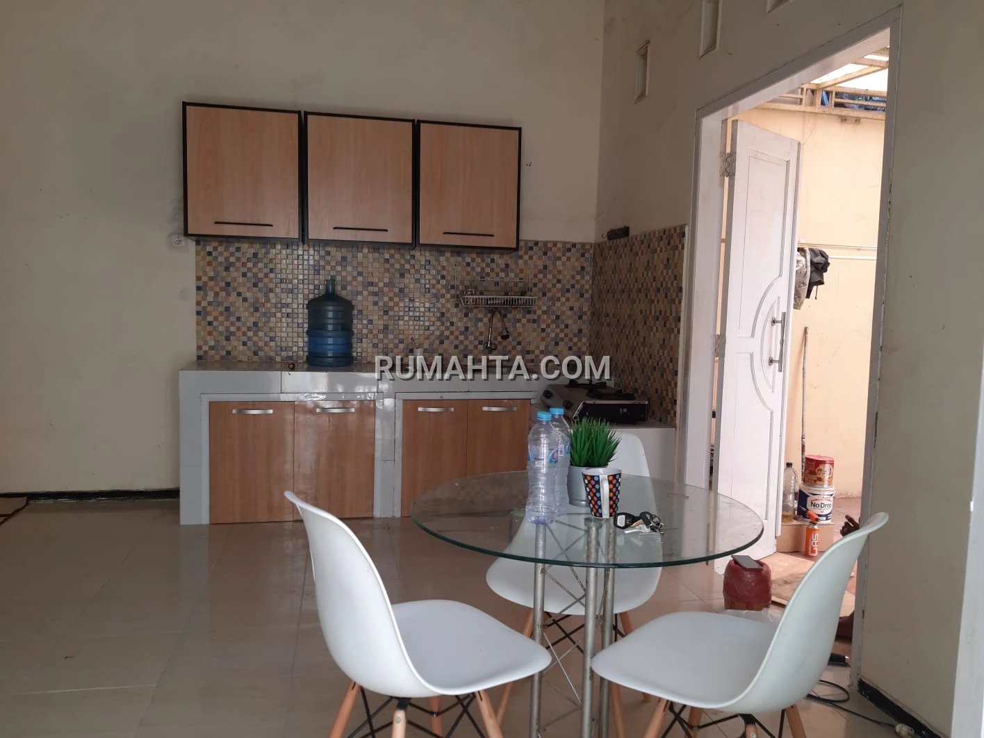 Disewakan Rumah 2 Lantai Dijalan Pendidikan Makassar 69 Juta/tahun