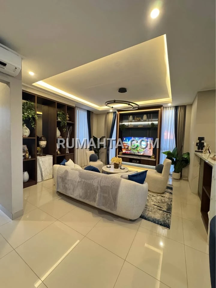 Rumah Dijual Onyx Residence Summarecon Makassar Siap Huni dengan Attic